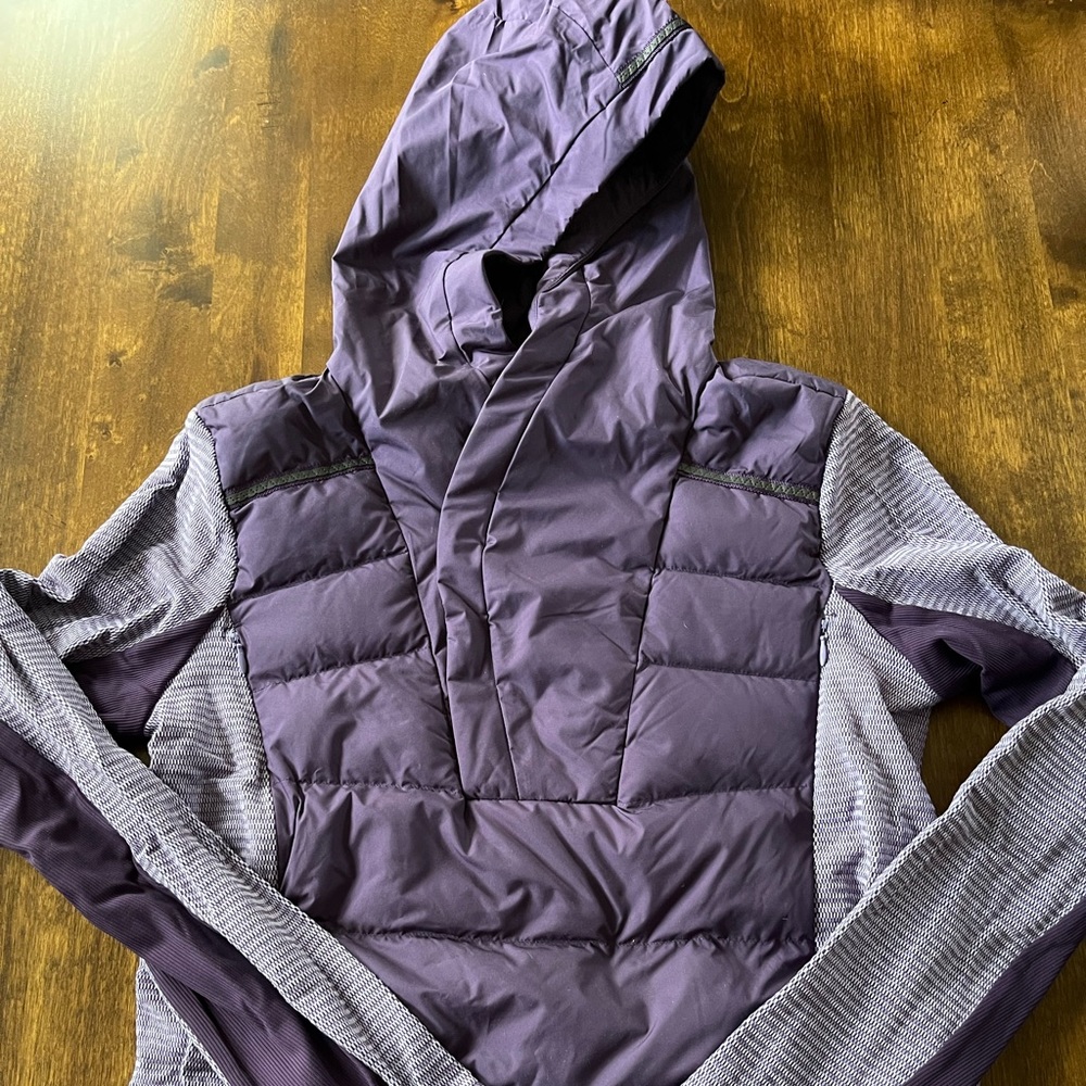 Lululemon Fluff Off Pullover, Sz 8